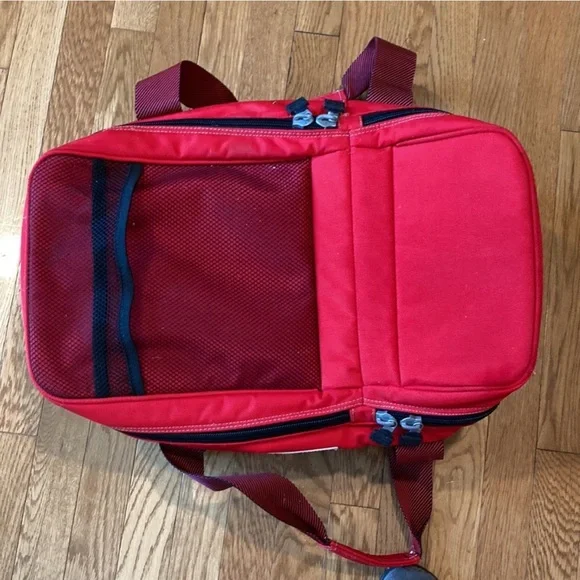 Marlboro Red and Black Duffel Bag with Sporty Design - Picture 3 of 5
